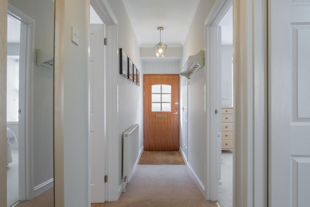 Stonehaven Ground Floor Home With A Spectacular Harbour View. 외부 사진