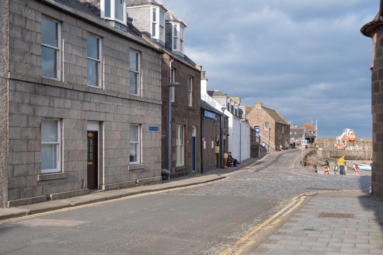Stonehaven Ground Floor Home With A Spectacular Harbour View. 외부 사진