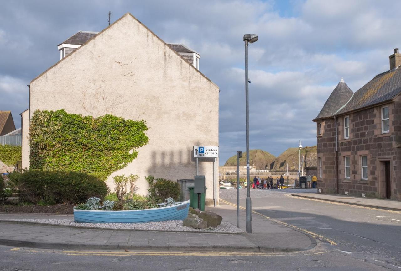 Stonehaven Ground Floor Home With A Spectacular Harbour View. 외부 사진