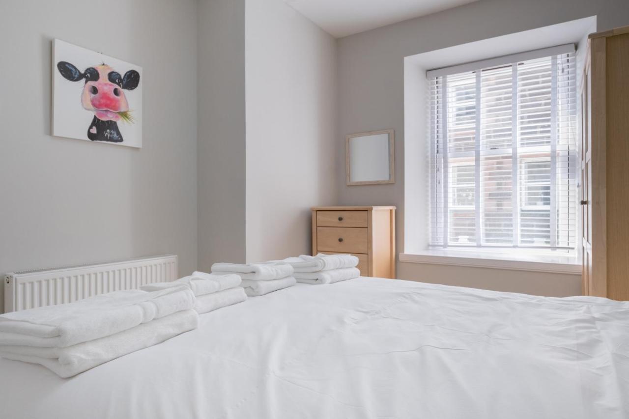 Stonehaven Ground Floor Home With A Spectacular Harbour View. 외부 사진
